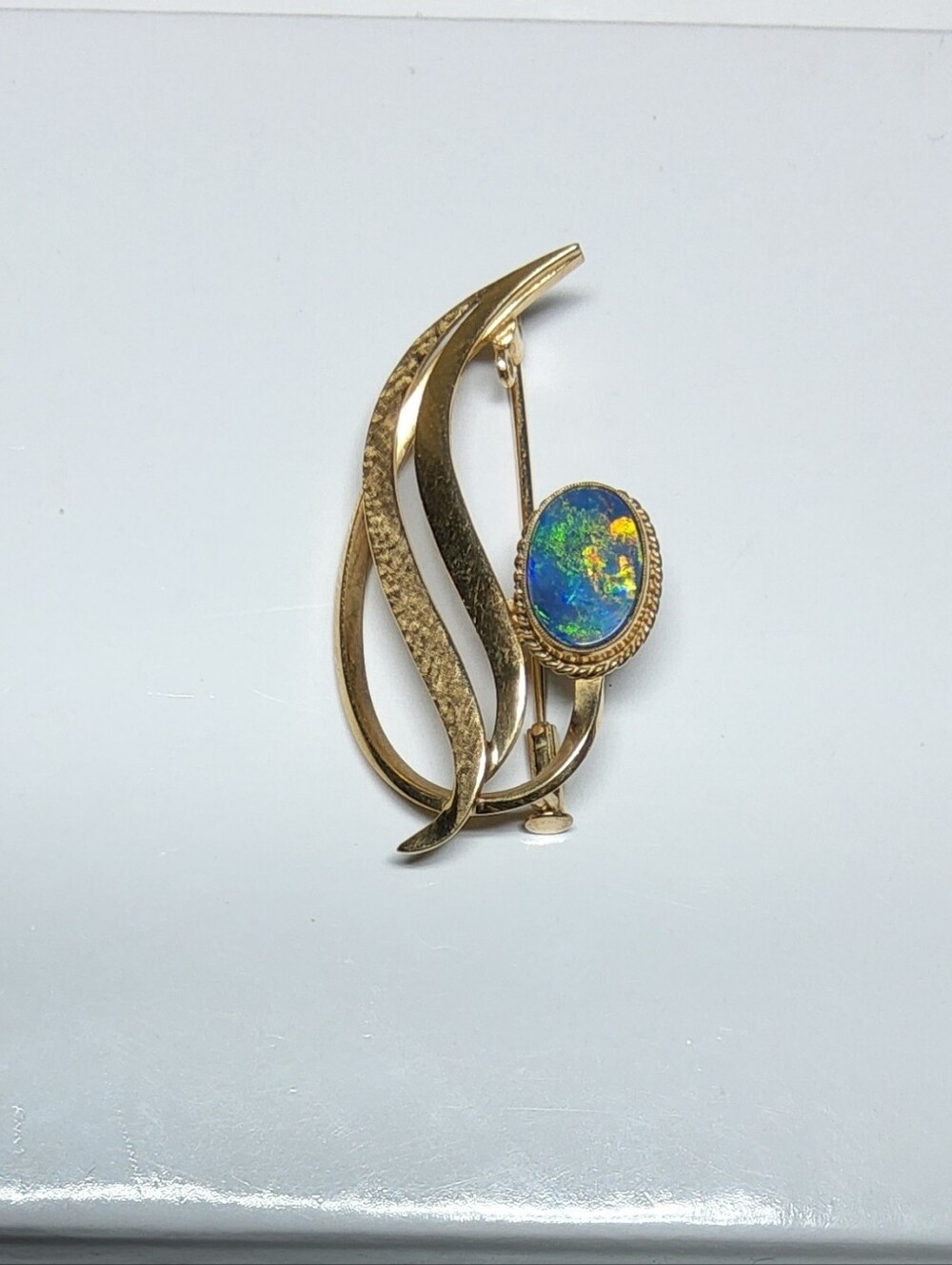 Vintage 10K Solid Yellow Gold Semi-Black Opal Dual-Textured